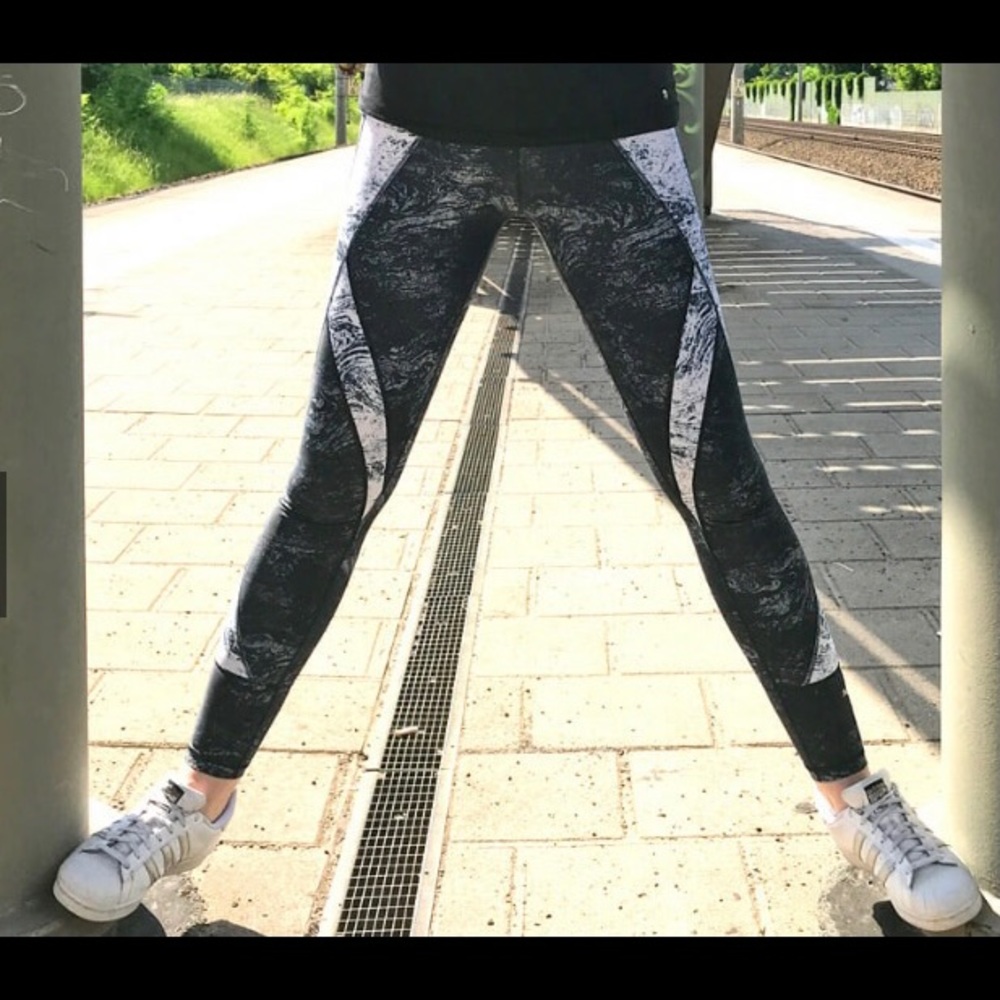 Puma athletic leggings size xs